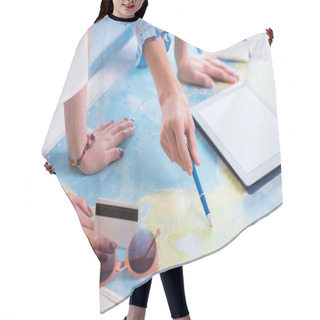 Personality  Women Travelers Pointing At World Map Hair Cutting Cape