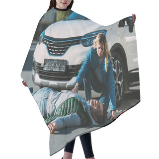 Personality  Young Woman Looking At Victim Of Traffic Collision Lying On Road Hair Cutting Cape