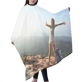 Personality  Backpacker Hair Cutting Cape