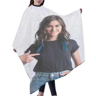 Personality  Happy Young Woman Pointing By Finger On Empty Black T-shirt  Hair Cutting Cape