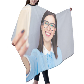 Personality  Smiling Businesswoman Making Selfie Photo Hair Cutting Cape