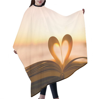 Personality  Heart From A Book Pages Hair Cutting Cape
