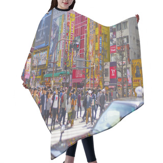 Personality  Video Game District In Tokyo Hair Cutting Cape