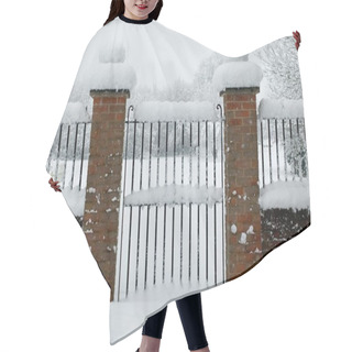 Personality  Snow Entry Hair Cutting Cape