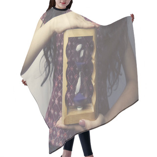 Personality  Woman Holding Hourglass Hair Cutting Cape