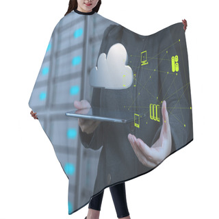 Personality  Businesswoman Shows Modern Technology Hair Cutting Cape