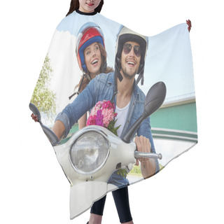 Personality  Couple Riding Vintage Scooter Hair Cutting Cape