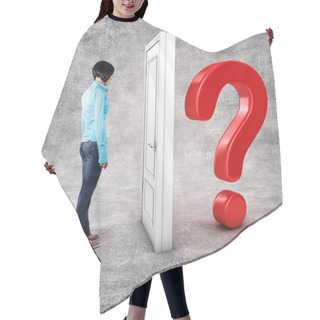 Personality  Girl Before A Door Hair Cutting Cape