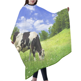 Personality  Cow On Beautiful Meadow Hair Cutting Cape