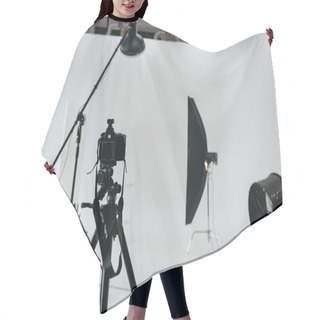Personality  Photo Studio With Lighting Equipment Hair Cutting Cape