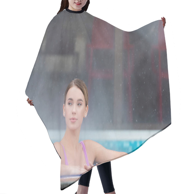 Personality  Young Woman Bathing In Outdoor Swimming Pool Hair Cutting Cape