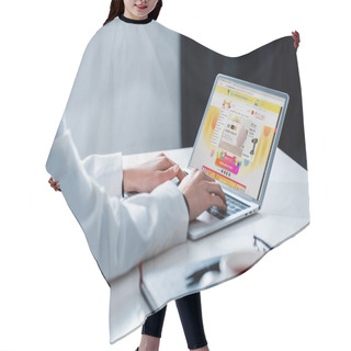 Personality  Cropped View Of Woman Using Laptop With Aliexpress Website On Screen At Office Desk Hair Cutting Cape