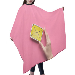 Personality  Top View Of Hand Holding Yellow Message Sign On Pink Background Hair Cutting Cape