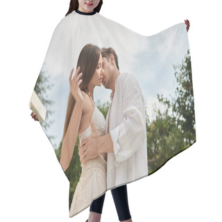 Personality  Passionate Man Embracing Pretty Woman In White Beach Wear On Luxury Resort During Vacation Hair Cutting Cape
