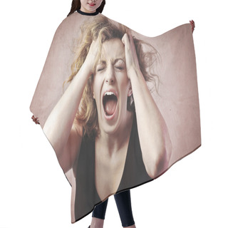 Personality  Enraged Woman Hair Cutting Cape