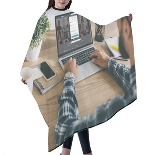 Personality  Cropped Shot Of Man In Plaid Shirt Using Laptop With Linkedin Website On Screen Hair Cutting Cape