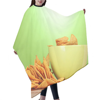 Personality  Tasty Potato Chips In Green Bowl On Wooden Table On Green Background Hair Cutting Cape