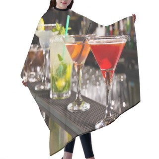 Personality  Cocktails Hair Cutting Cape