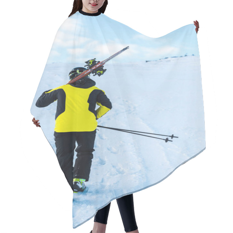 Personality  Back View Of Skier In Helmet Walking With Ski Sticks On Snow  Hair Cutting Cape
