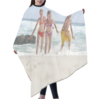 Personality  Children Running On Beach Hair Cutting Cape