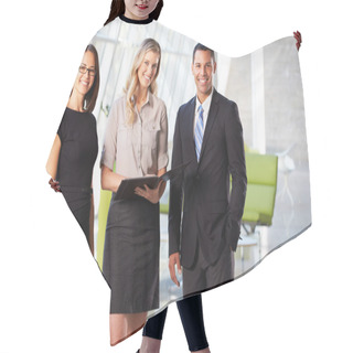 Personality  Businesspeople Having Informal Meeting In Modern Office Hair Cutting Cape