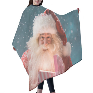 Personality  Happy Santa Claus Opening His Christmas Gift At North Pole Hair Cutting Cape