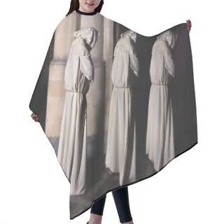 Personality  Monks In Darkness Hair Cutting Cape