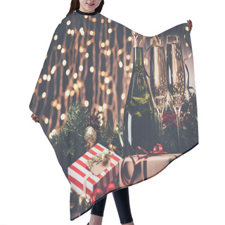 Personality  Glasses Of Champagne And Presents Hair Cutting Cape
