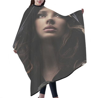 Personality  Portrait Of A Mysterious Woman Hair Cutting Cape