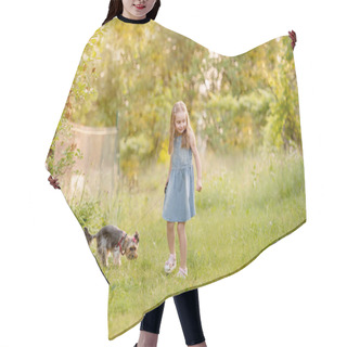 Personality  Little Girl Running With The Dog In The Countryside Hair Cutting Cape