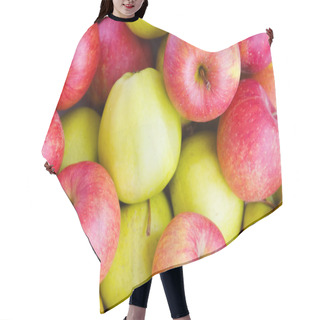 Personality  Red And Green Apples Hair Cutting Cape