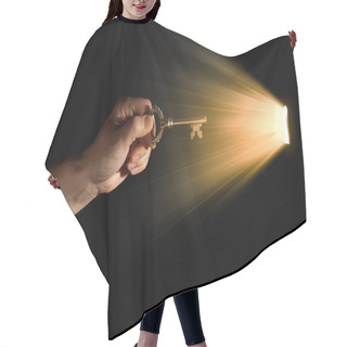 Personality  Hand With Key Hair Cutting Cape