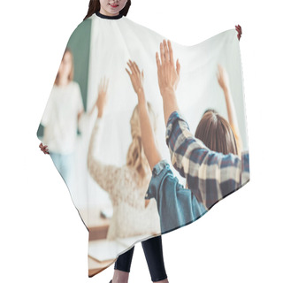 Personality  Raising Hands Hair Cutting Cape
