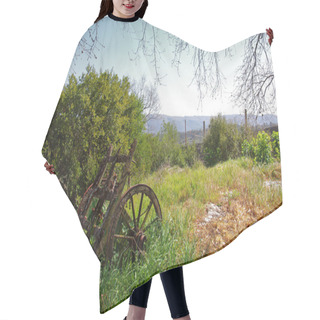 Personality  Countryside Wagon Hair Cutting Cape