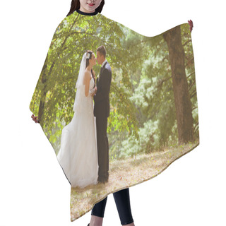 Personality  Bride And Groom In Park Hair Cutting Cape