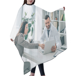 Personality  Side View Of Patient Pointing On Laptop To Doctor In Clinic Hair Cutting Cape