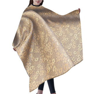 Personality  Silk Fabric Texture, Color Light Goldenrod Yellow, With Small Fl Hair Cutting Cape