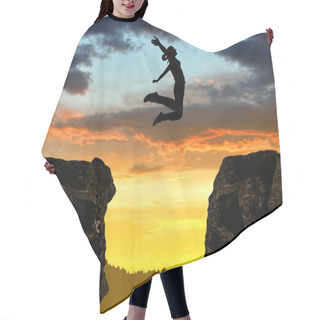 Personality  Silhouette The Girl Jumping Over The Gap Hair Cutting Cape