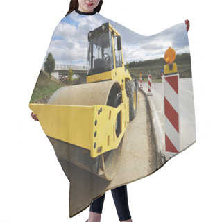 Personality  Road Roller Hair Cutting Cape