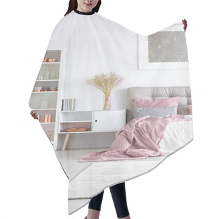 Personality  Bed With Pastel Pink Quilt Hair Cutting Cape
