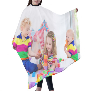 Personality  Kids Playing With Colorful Toy Blocks Hair Cutting Cape