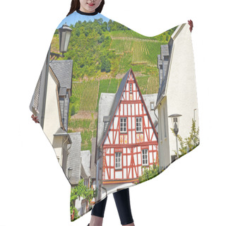 Personality  Moselle Valley Germany: Timbered House In Puenderich Hair Cutting Cape