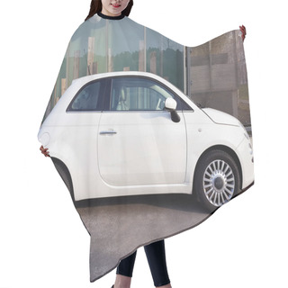 Personality  White Fiat 500 Hair Cutting Cape