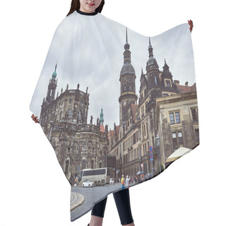 Personality  Cathedral Hair Cutting Cape