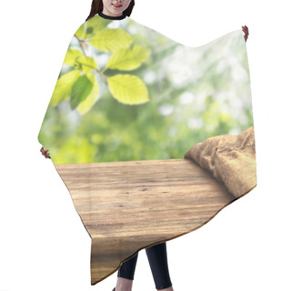 Personality  Empty Table With Green Leaves Hair Cutting Cape