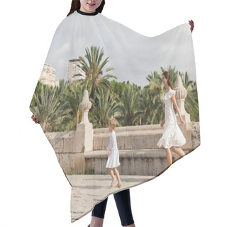 Personality  Side View Of Mom And Daughter In Summer Dresses Running On Puente Del Mar Bridge In Valencia Hair Cutting Cape