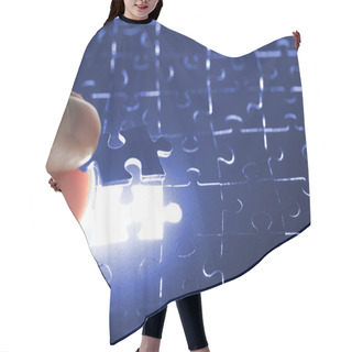 Personality  Hand Holding Puzzle Piece Hair Cutting Cape