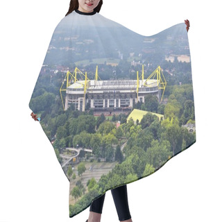 Personality  Borussia Dortmund Stadium Hair Cutting Cape