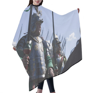 Personality  Winged Hussars - Battle Inscenisation On Military Picnic Hair Cutting Cape