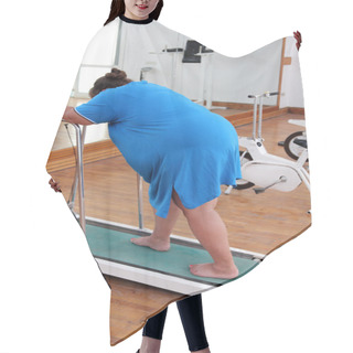 Personality  Overweight Woman Running On Trainer Treadmill Hair Cutting Cape